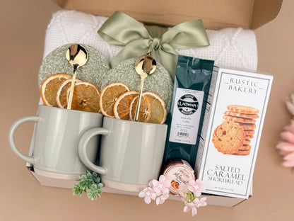 Housewarming Gift Basket – Blanket, Coffee & Home Accents